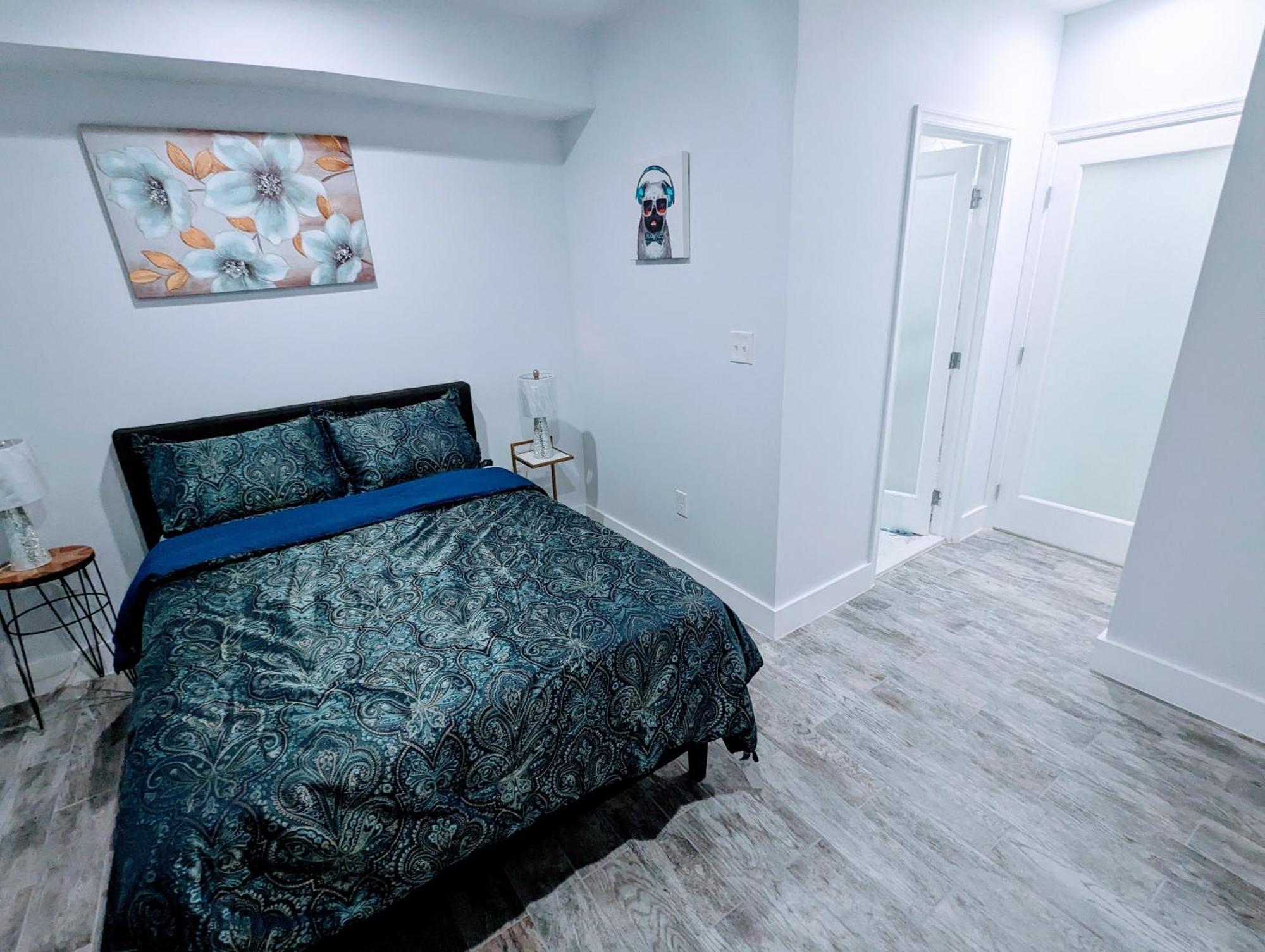 Apartment Luxurious 3 Bedroom With A Beautiful Balcony *