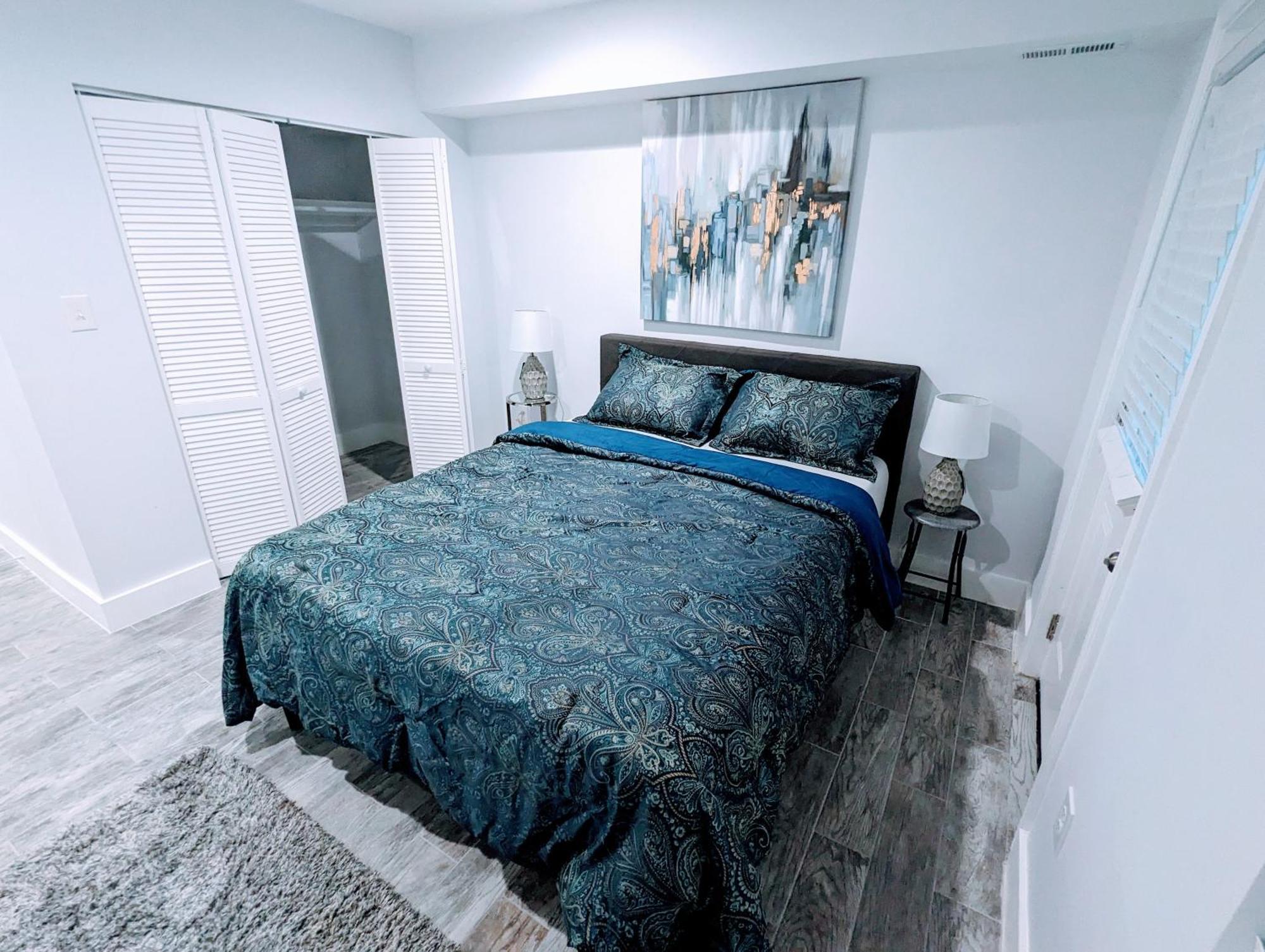 Apartment Luxurious 3 Bedroom With A Beautiful Balcony
